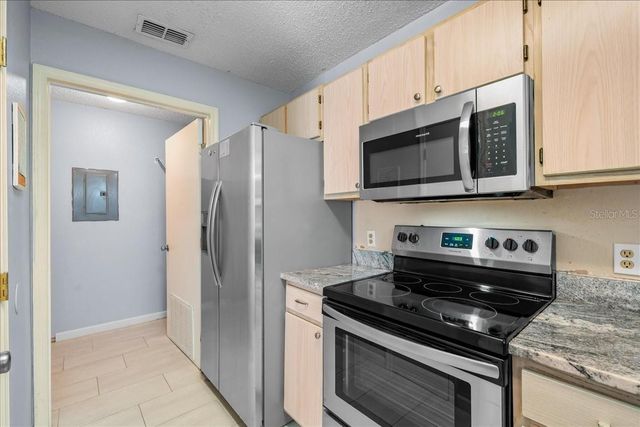 3705 SW 27TH STREET 611, Gainesville, FL 32608