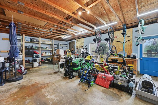 10449 W TU Avenue, Prairie Ronde Twp, MI 49065