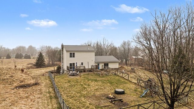 10449 W TU Avenue, Prairie Ronde Twp, MI 49065