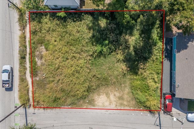 2109 Houston Avenue, Houston, TX 77007