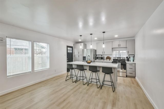 4705 A&B Pease Street, Houston, TX 77023