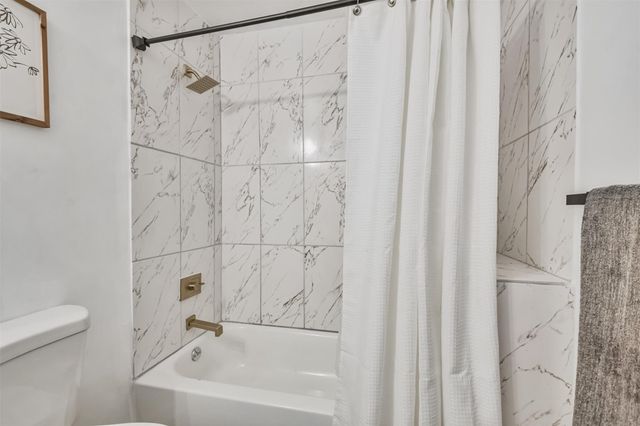 4705 A&B Pease Street, Houston, TX 77023