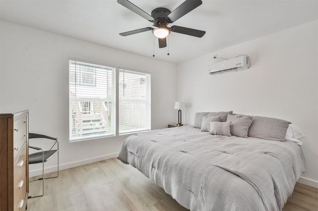 4705 A&B Pease Street, Houston, TX 77023