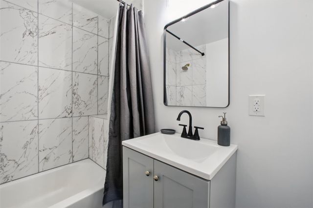 4705 A&B Pease Street, Houston, TX 77023