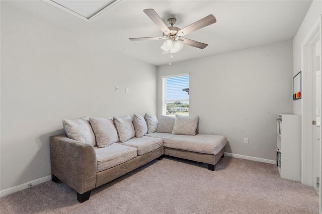 596 Backstays LOOP, Kyle, TX 78640