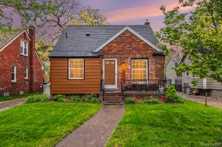 23045 Sherman Street, Oak Park, MI 48237