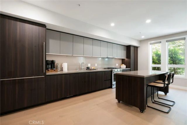 39 S Los Robles 3019, Pasadena, CA 91101