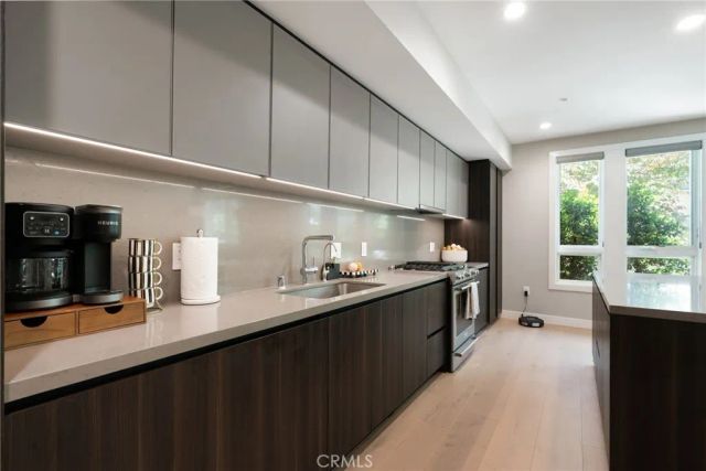 39 S Los Robles 3019, Pasadena, CA 91101