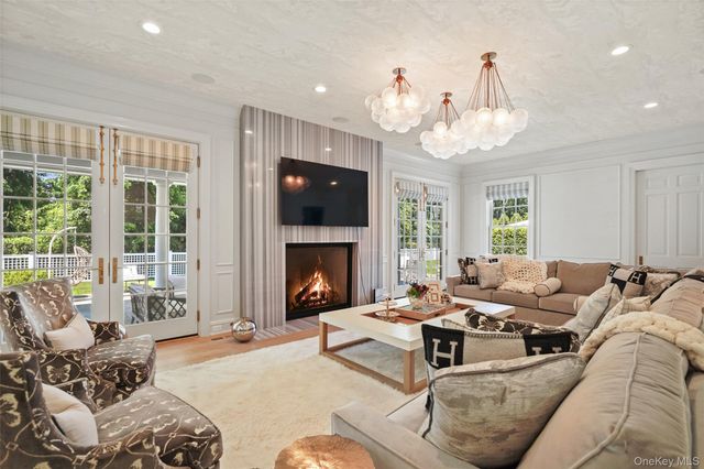 27 Murray Hill Road, Scarsdale, NY 10583