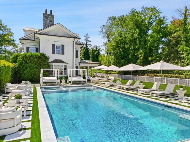 27 Murray Hill Road, Scarsdale, NY 10583