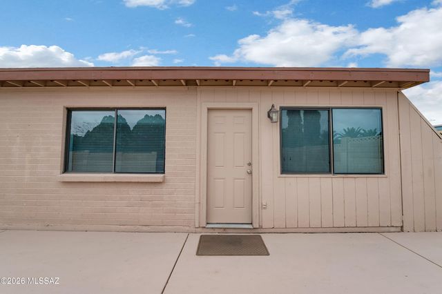 9521 E 29th Street, Tucson, AZ 85748