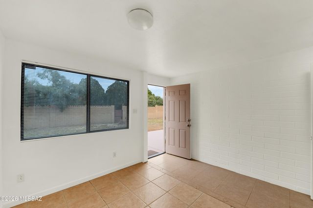 9521 E 29th Street, Tucson, AZ 85748