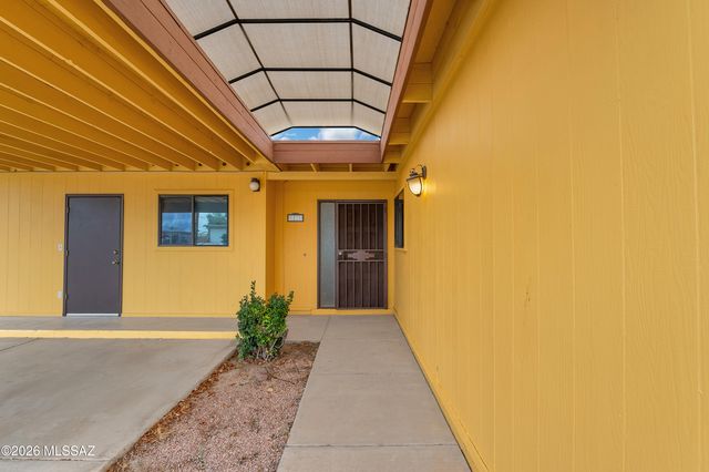 9521 E 29th Street, Tucson, AZ 85748