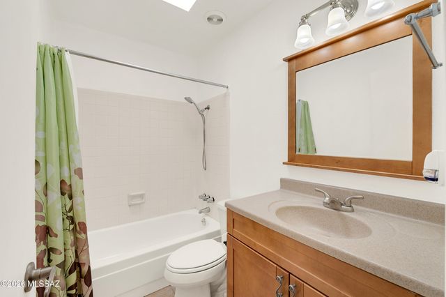 9521 E 29th Street, Tucson, AZ 85748