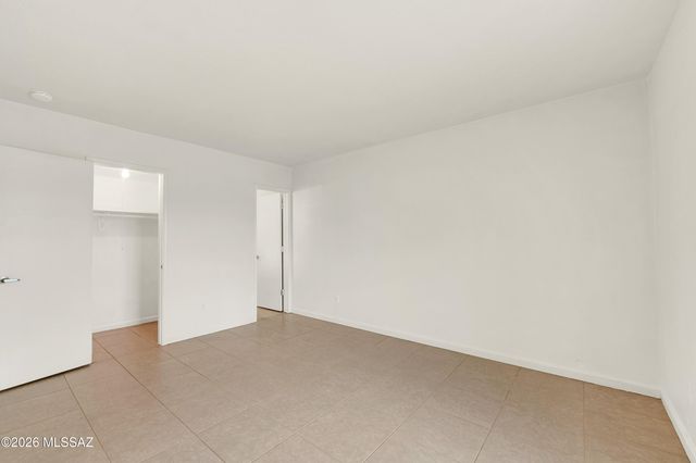 9521 E 29th Street, Tucson, AZ 85748