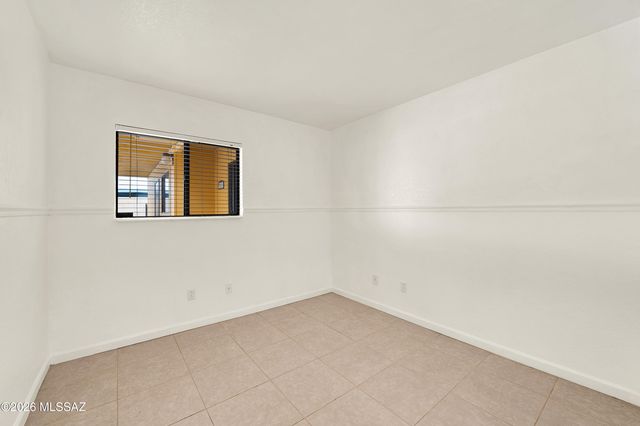 9521 E 29th Street, Tucson, AZ 85748