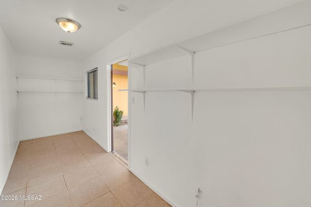 9521 E 29th Street, Tucson, AZ 85748