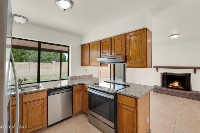 9521 E 29th Street, Tucson, AZ 85748