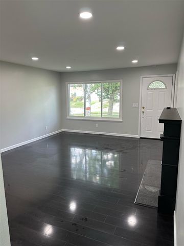 2419 Barnard Street, Saginaw, MI 48602