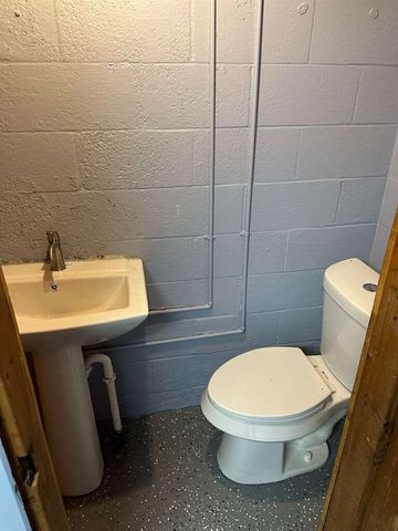 2419 Barnard Street, Saginaw, MI 48602