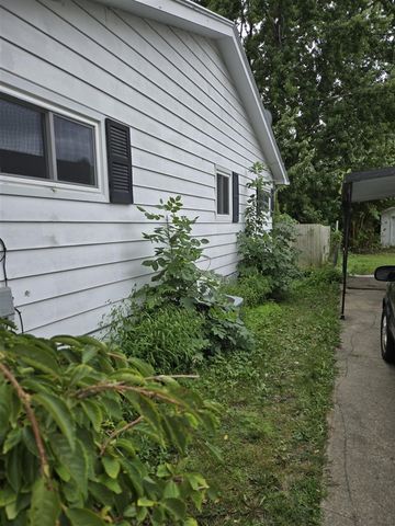 2419 Barnard Street, Saginaw, MI 48602