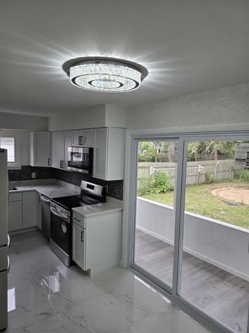 2419 Barnard Street, Saginaw, MI 48602