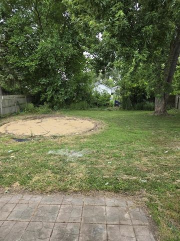 2419 Barnard Street, Saginaw, MI 48602