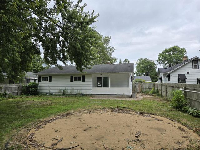 2419 Barnard Street, Saginaw, MI 48602