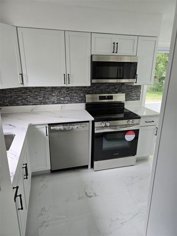 2419 Barnard Street, Saginaw, MI 48602