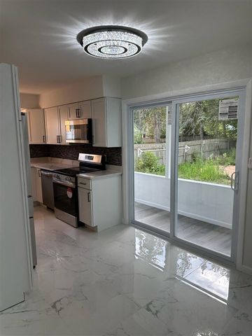 2419 Barnard Street, Saginaw, MI 48602