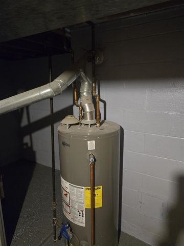 2419 Barnard Street, Saginaw, MI 48602