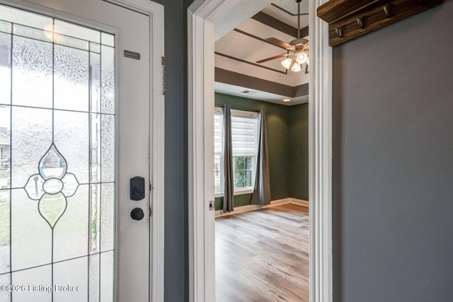 980 Tecumseh Dr, Shepherdsville, KY 40165