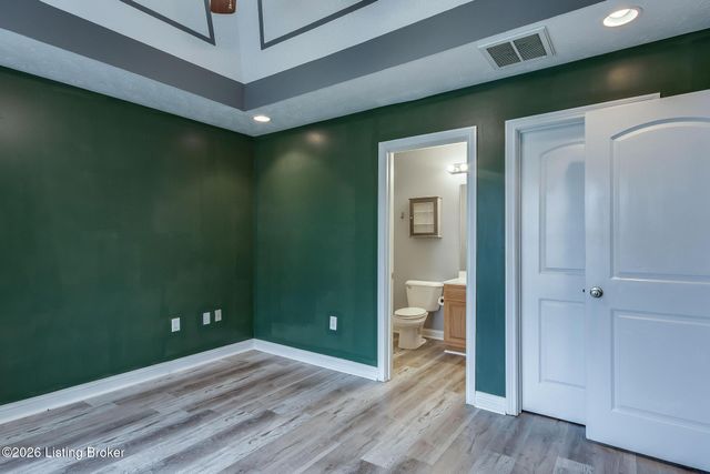 980 Tecumseh Dr, Shepherdsville, KY 40165