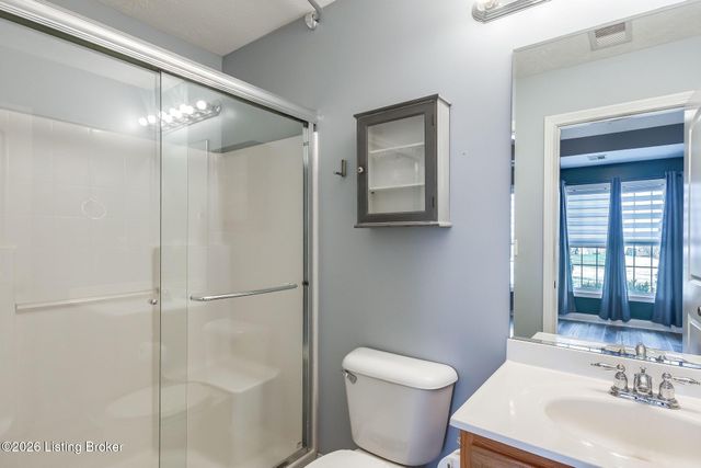 980 Tecumseh Dr, Shepherdsville, KY 40165