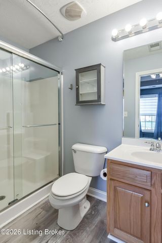 980 Tecumseh Dr, Shepherdsville, KY 40165