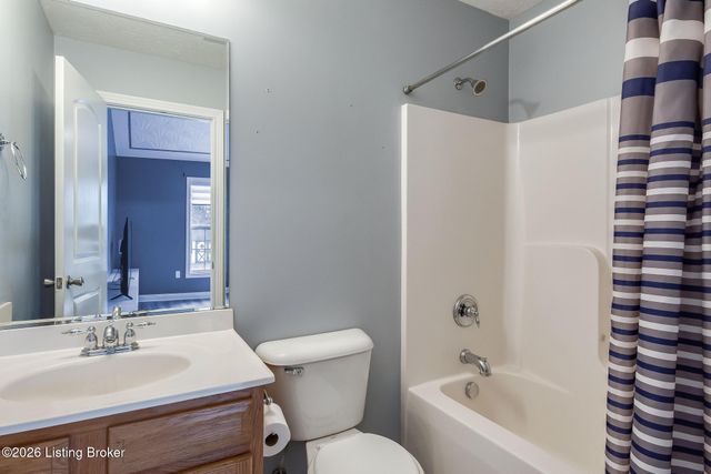 980 Tecumseh Dr, Shepherdsville, KY 40165