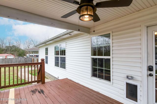 980 Tecumseh Dr, Shepherdsville, KY 40165