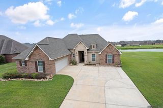 4085 Stonewall Dr, Addis, LA 70710