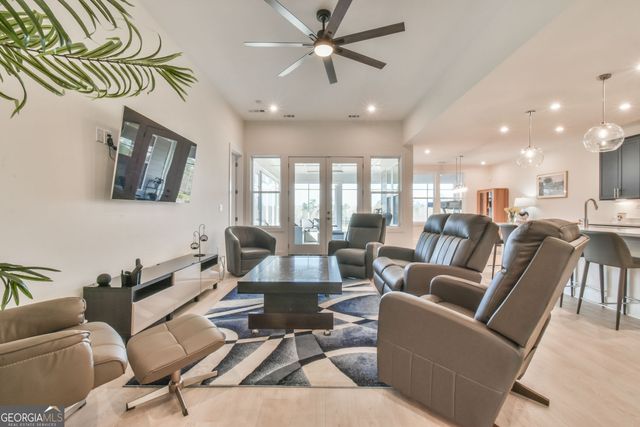 284 Pecks Court, Hoschton, GA 30548