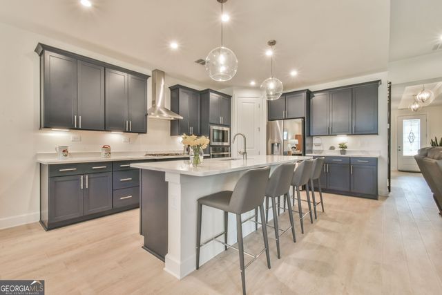 284 Pecks Court, Hoschton, GA 30548