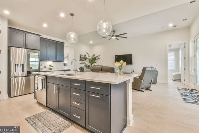 284 Pecks Court, Hoschton, GA 30548