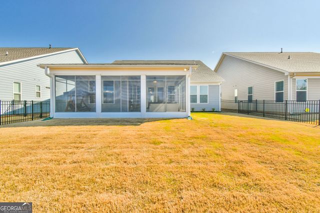 284 Pecks Court, Hoschton, GA 30548