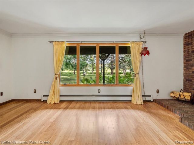 5500 Seymour Lake Road, Oxford, MI 48371