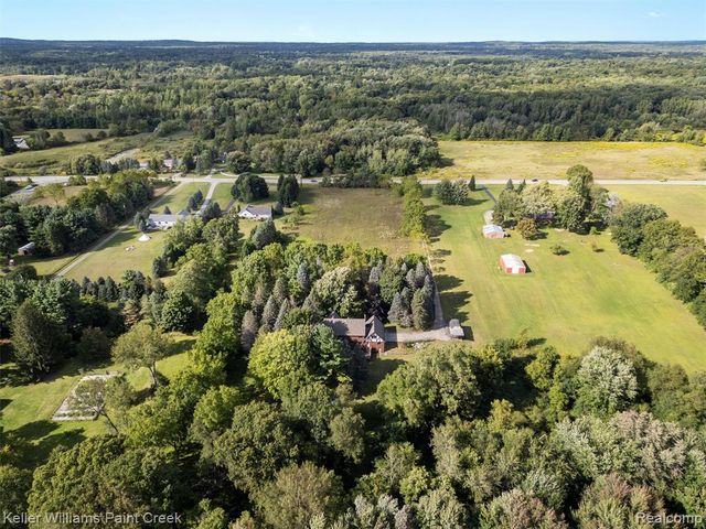 5500 Seymour Lake Road, Oxford, MI 48371