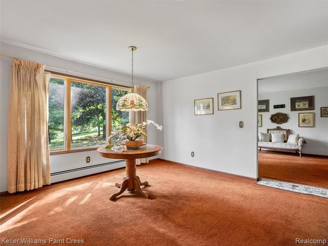 5500 Seymour Lake Road, Oxford, MI 48371