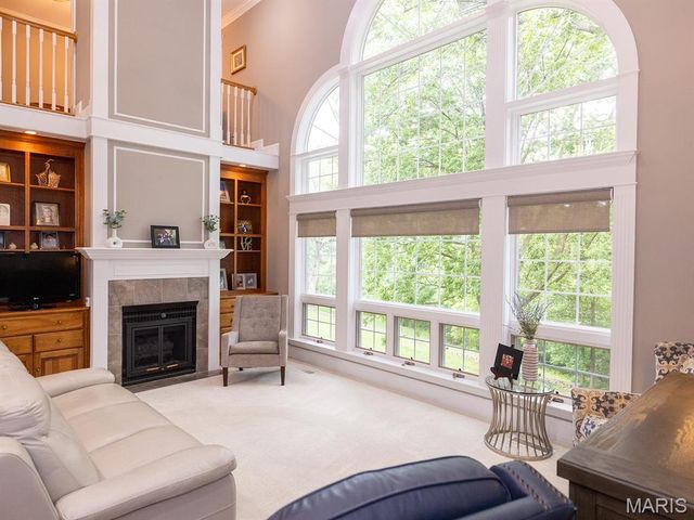 1889 Bay Avenue, Hannibal, MO 63401