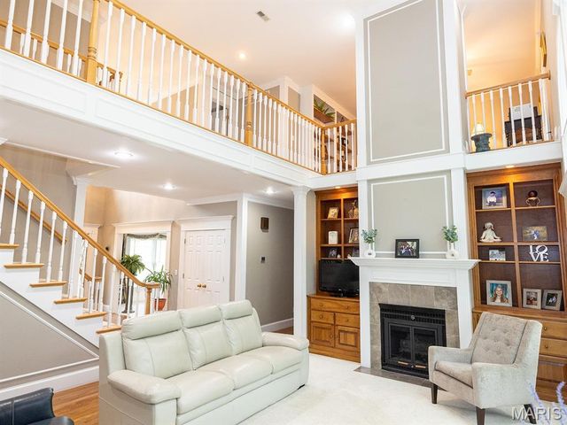 1889 Bay Avenue, Hannibal, MO 63401