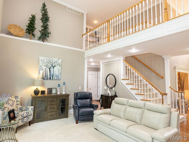 1889 Bay Avenue, Hannibal, MO 63401