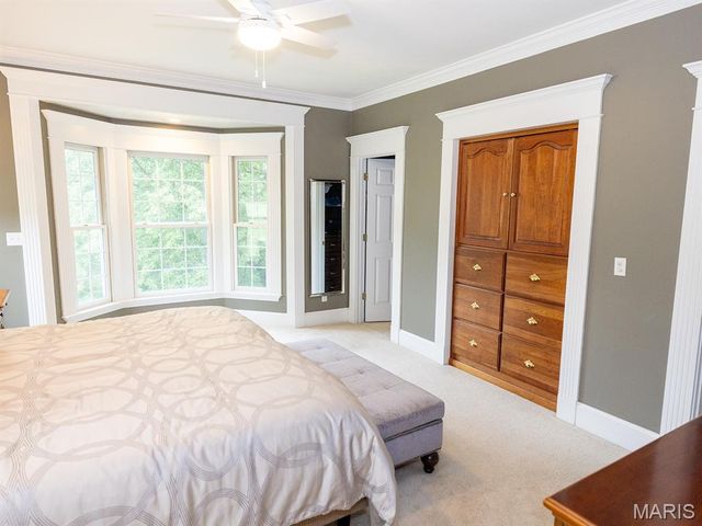 1889 Bay Avenue, Hannibal, MO 63401