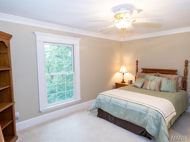 1889 Bay Avenue, Hannibal, MO 63401